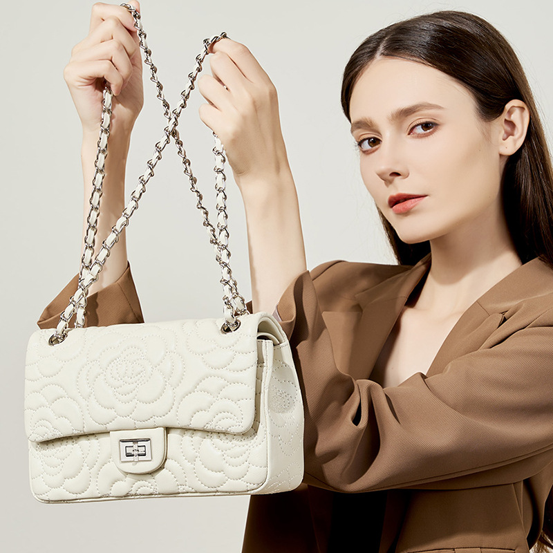 Luxury Bags For School - 탑 그레인 하이랜드 양가죽 숄더백 천연
